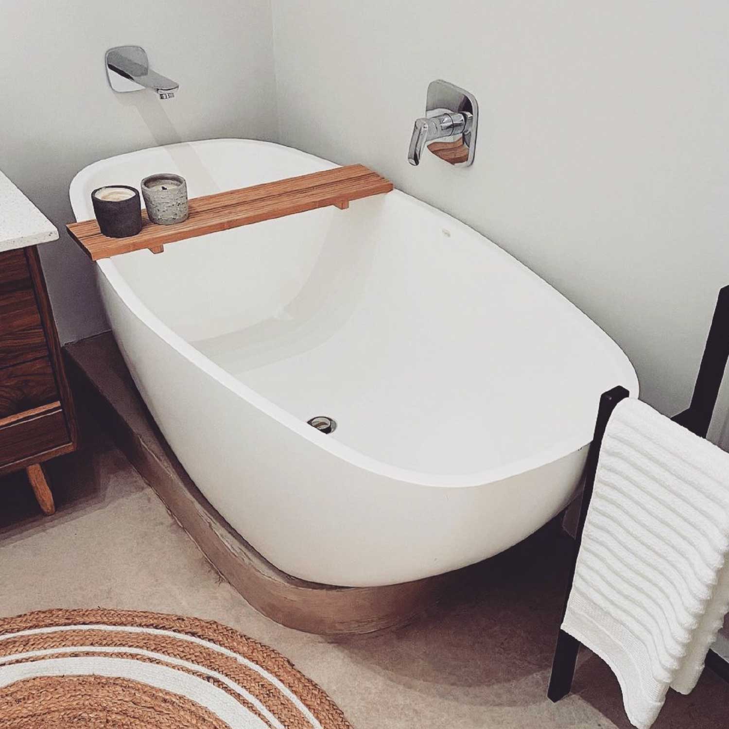 Livingstone Zara Bath
